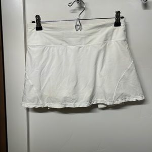Lululemon white tennis skirt